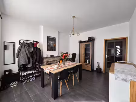 maison 2 chambres à dour