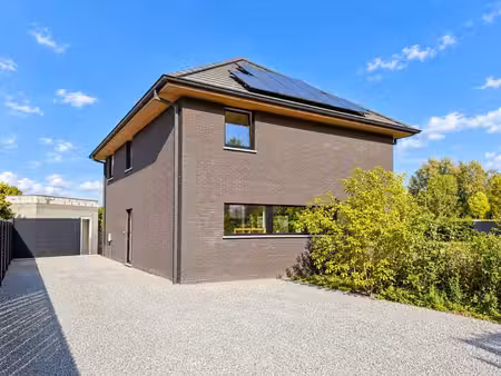 te koop  heel energiezuinige gezinswoning met 4 slaapkame...