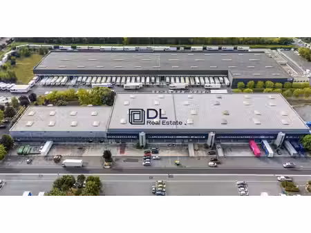location entrepôt lieusaint 77127 1612m² à 4510m²