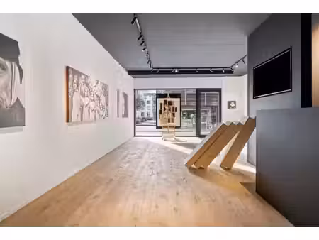 bien commercial a vendre à coxyde!