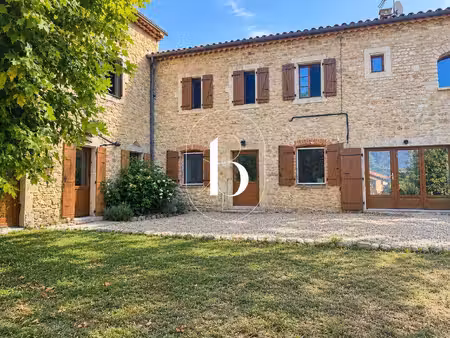 mas à vendre