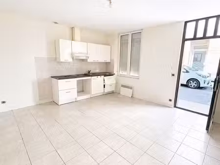 appartement t1 à vendre - 1 pièce - 34 m2 - bordeaux - 33 - aquitaine
