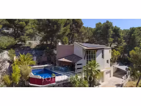 villa avec piscine et terrasse carry-le-rouet (13)