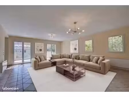 villa t6