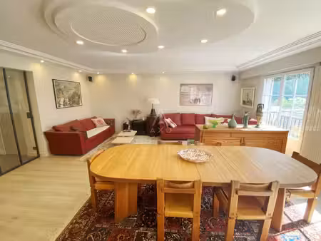 appartement versailles - 2 chambres - 110m²