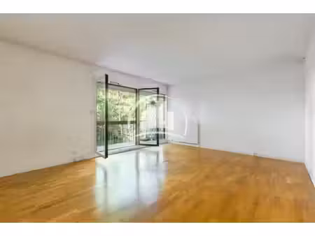 studio avec balcon métro porte des lilas