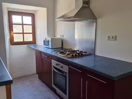 maison de village à louer montjezieu