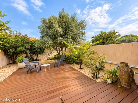 à louer – maison t5 de 97 m² avec jardin  véranda  terrasse et garage – la laupie