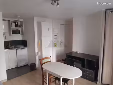 studio 1 pièce 19 m²