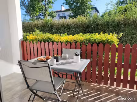 studio meublé 20 m² – terrasse + parking – cambo-les-bains