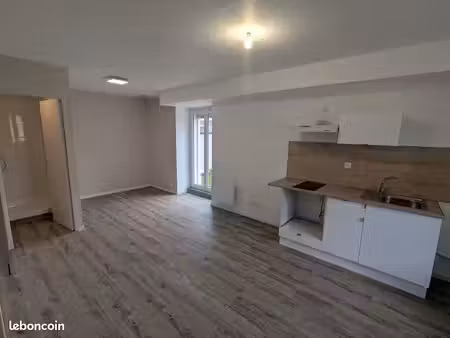 t1 avec rez de jardin