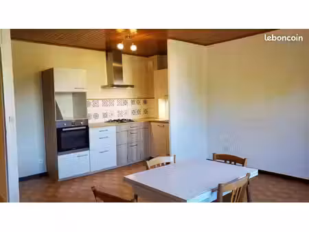 appartement t2 rénové 46 m² - parking et cave