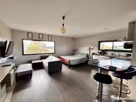 joli studio dans résidence sécurisée