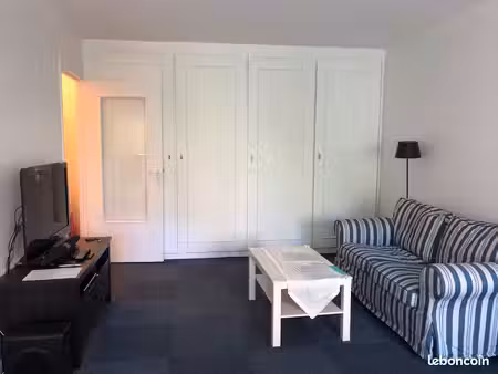 grand studio à louer boulogne billancourt