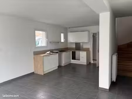 maison 4 chambres à change