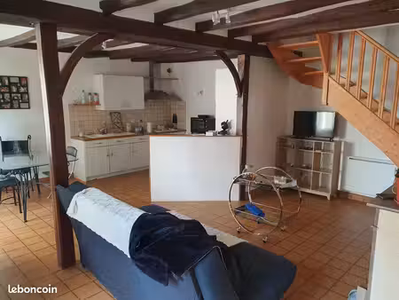 location maison 3 pièces 64m2