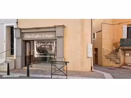 local commercial 34 m² trets