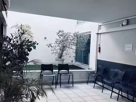 local 26 m² vitrolles