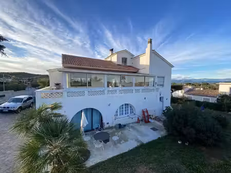 maison avec vue sur mer fréjus - 7 chambres - 190m²
