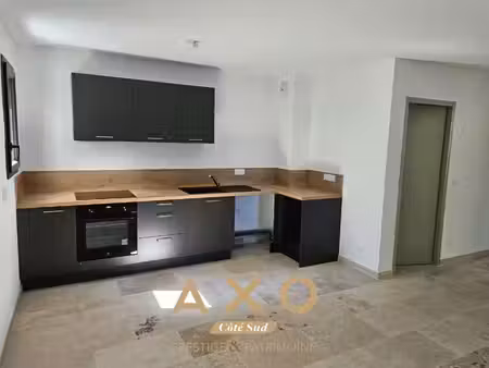 maison saint-rémy-de-provence - 2 chambres - 77m²