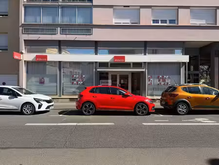 local commercial à louer