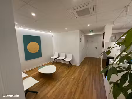 local professionel 110m2 - cabinet médical clé en main - lambesc
