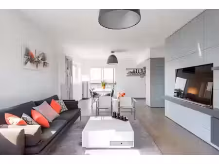 retour de lot - 4 pièces 82m² - frais de notaire offert - proximité immédiate des transpor