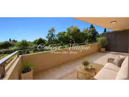 appartement avec terrasse grimaud (83)