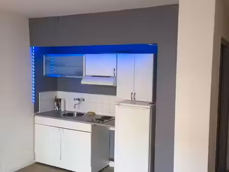 studio meublé 27 m² – aix-en-provence – résidence la reynarde –