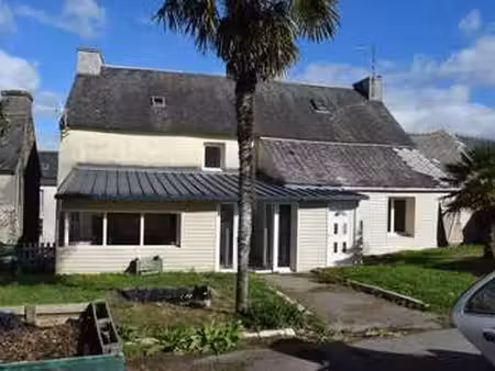 vente maison à collorec (29530) : à vendre / 170m² collorec