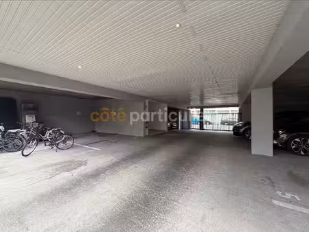 parking / box bordeaux