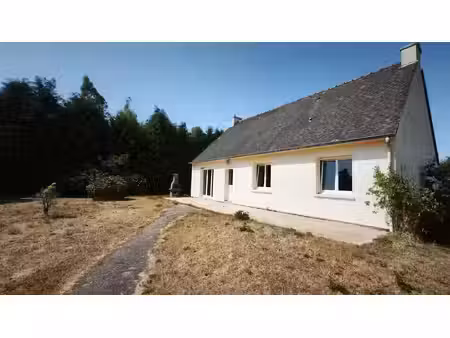 vente maison 4 pièces 90 m² à cléden-poher (29270)  102 600 €