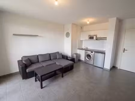 t2 de 40m2 avec balcon et pkg à toulouse vendu vide