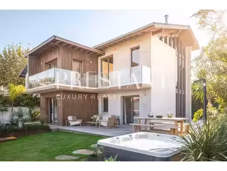 villa contemporaine lafitenia saint-jean-de-luz – vue mer panoramique  piscine  plages à p