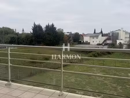 harmon immobilier – à louer artix centre – bel appartement t4 de 81 m² avec terrasse – 3 c