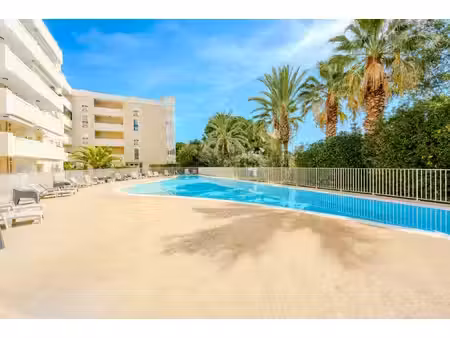joli t3 avec terrasse sud et piscine ...