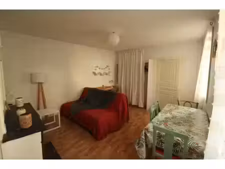 29 rue chaussade - appartement f2 meublé en centre ville