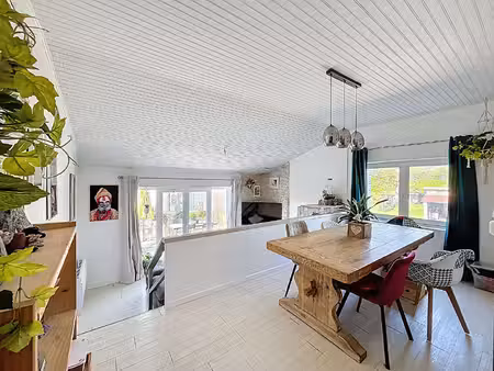 appartement 3 pièce(s) avec terrasse et places de parking  meximieux  au calme et dans une