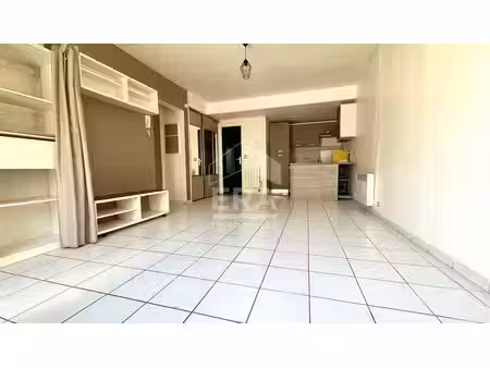 studio rare à la vente avec parking