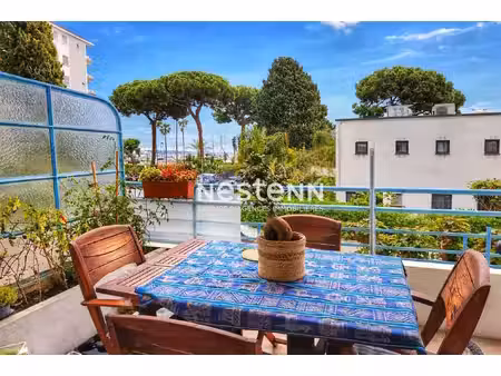 golfe-juan - 2p - 60m² - vue mer - 1 minute à pied des plages - terrasse - sud