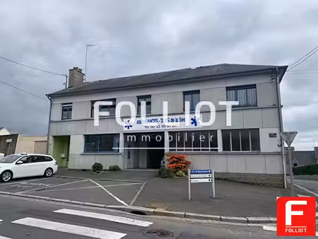 a louer - sourdeval - a 10 min de vire - grand local d'activité