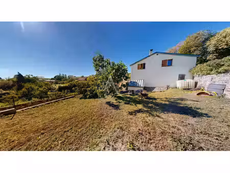 maison de 87 m² avec jardin de plus de 300 m²