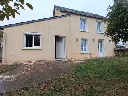 loué centre maison familiale avec terrain