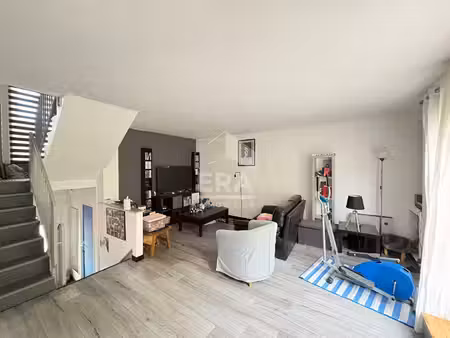 maison montigny le bretonneux 5 pièce(s) 110.51 m2