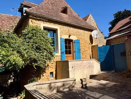maison en pierre au cœur de sainte-alvère – idéale en résidence secondaire ou pour un inve