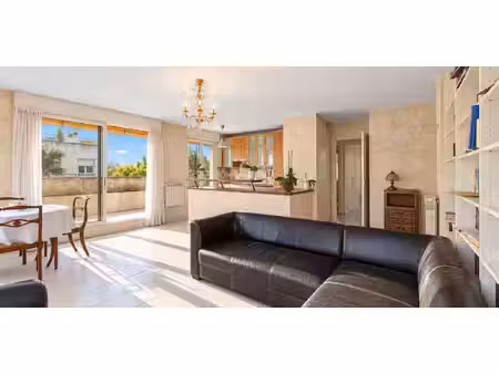 appartement avec terrasse et piscine les rascas-les pugets - saint-laurent-du-var (06)
