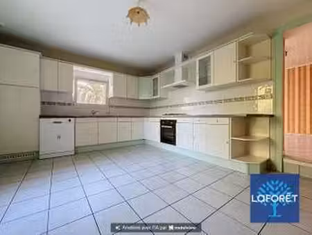 location maison à chantonnay (85110) : à louer / 187m² chantonnay