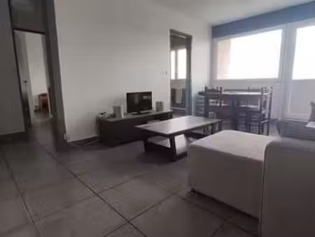 location appartement 2 pièces à roanne (42300) : à louer 2 pièces / 49m² roanne