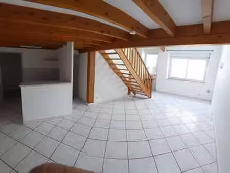 location appartement 4 pièces à saint-péray (07130) : à louer 4 pièces / 74m² saint-péray