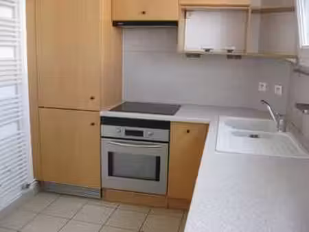 location appartement 3 pièces meublé à paris 20e (75020) : à louer 3 pièces meublé / 54m² 